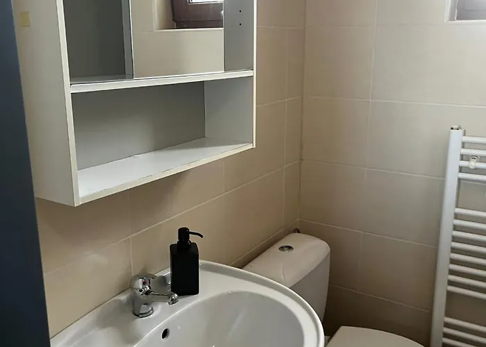 V Zatacce 3*