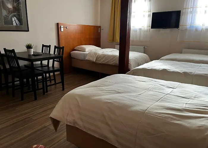 V Zatacce Гостевой дом 3*