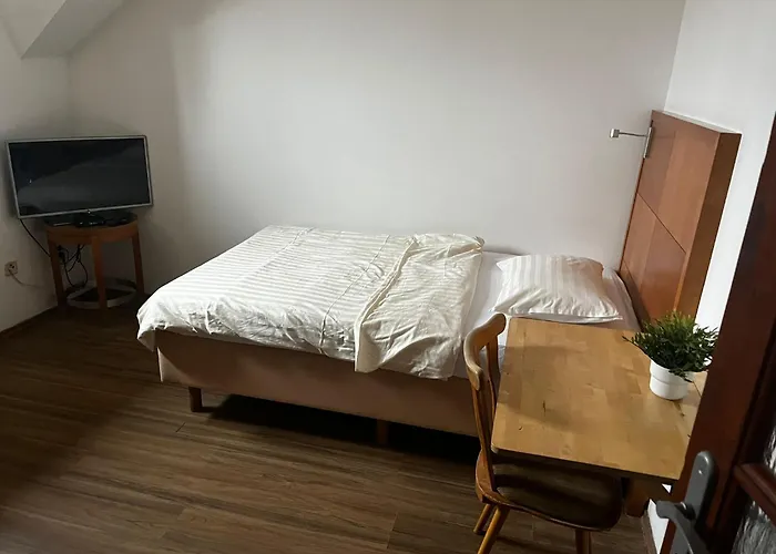 Гостевой дом V Zatacce 3*