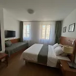 V Zatacce Pensionat 3*